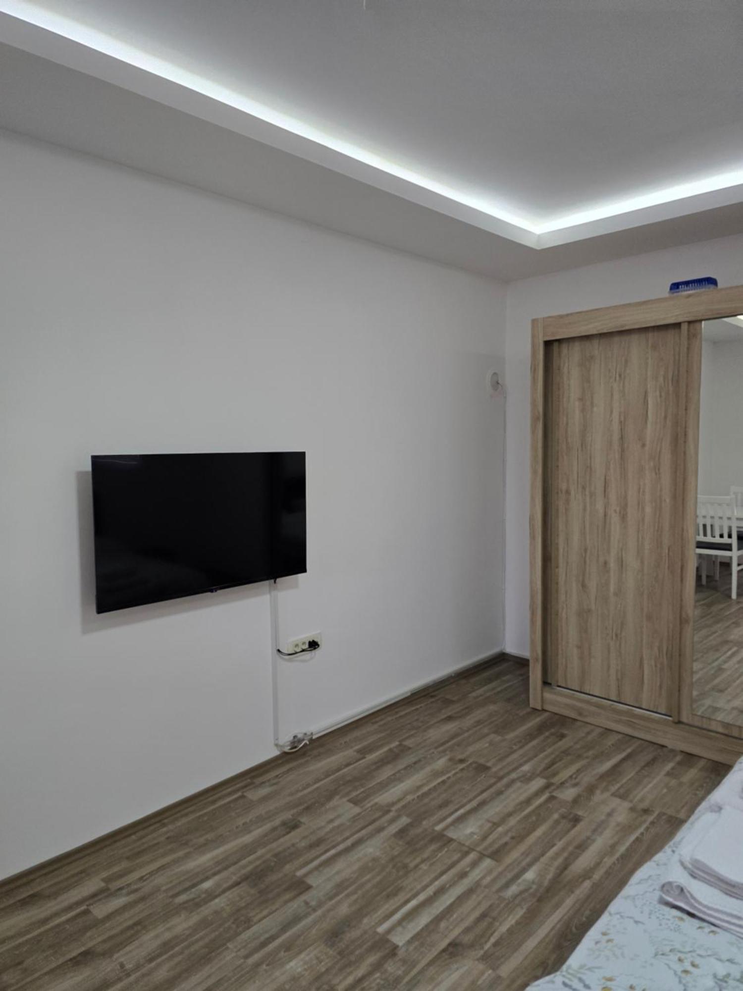פודגוריצה Apartman Tolosi מראה חיצוני תמונה